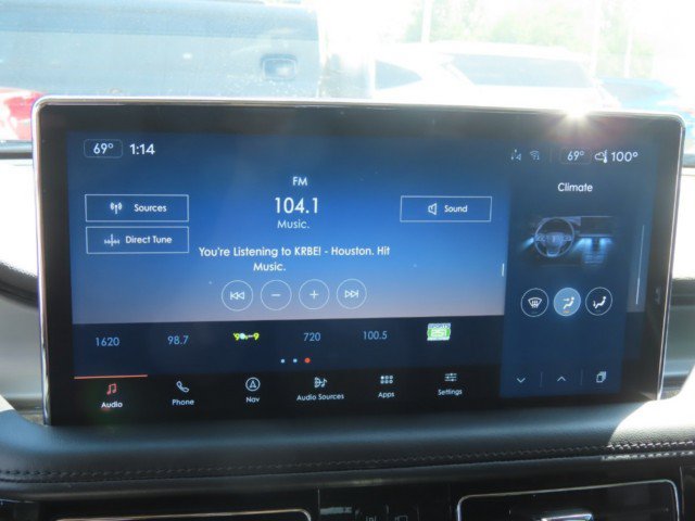 Certified 2023 Lincoln Nautilus AWD w/ Premium Package image 28