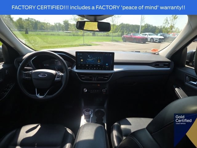 Certified 2025 Ford Escape Platinum AWD/4WD image 22