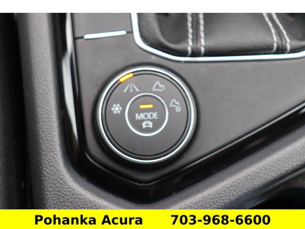 Used 2023 Volkswagen Taos SEL image 18