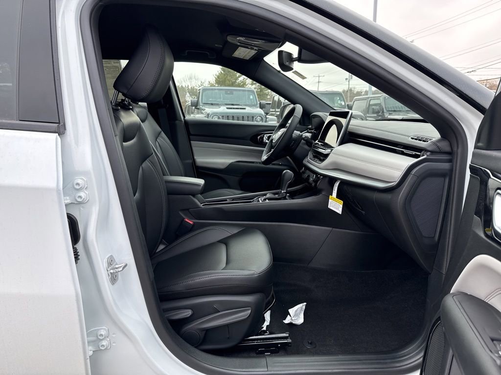 New 2026 Jeep Compass Limited image 27