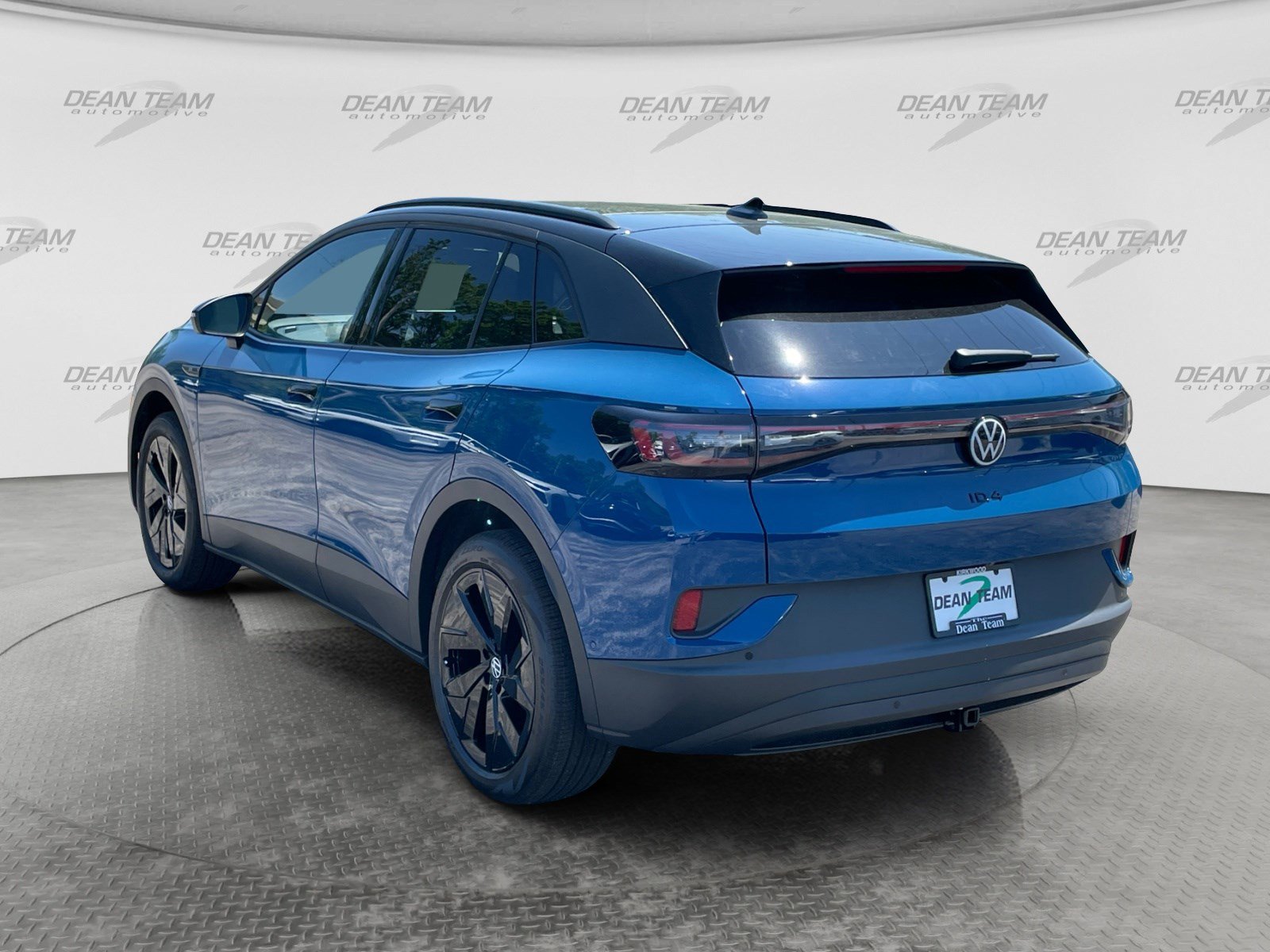 New 2026 Volkswagen ID.4 Pro S Plus AWD/4WD image 5