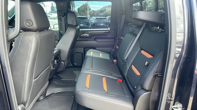 Used 2024 GMC Sierra 3500 AT4 w/ AT4 Premium Plus Package AWD/4WD image 15
