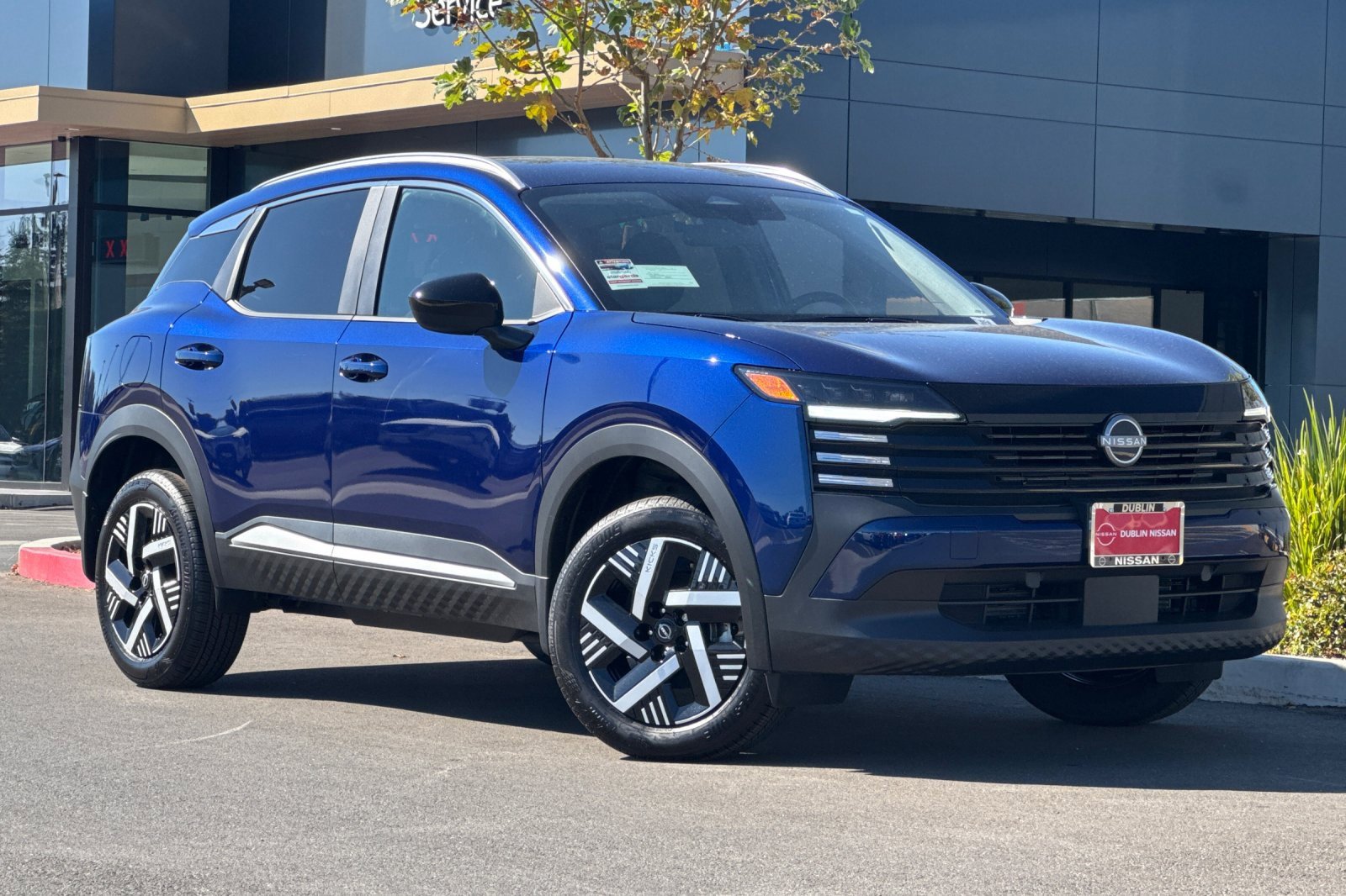 New 2026 Nissan Kicks SV image 2