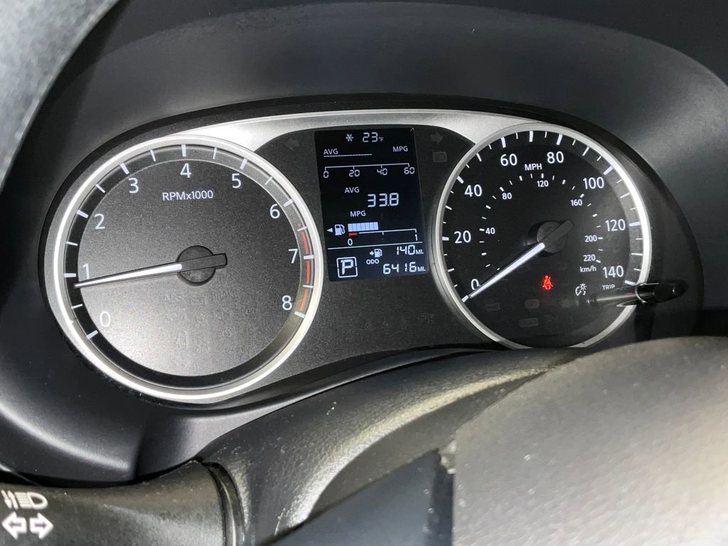 Certified 2025 Nissan Kicks Play S image 34