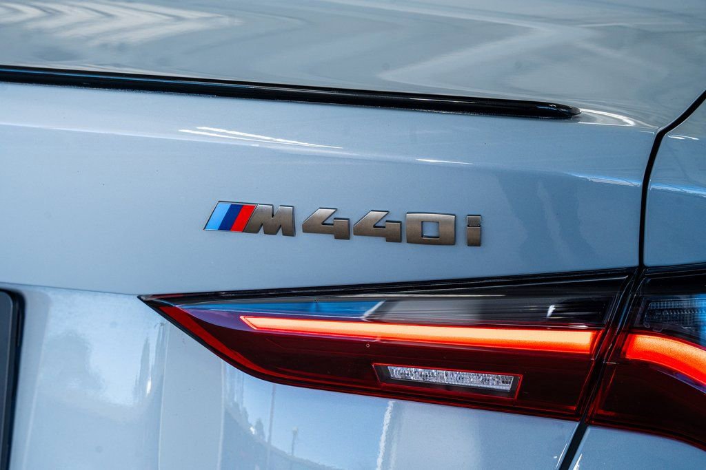 Used 2023 BMW M440i Coupe w/ Premium Package image 29