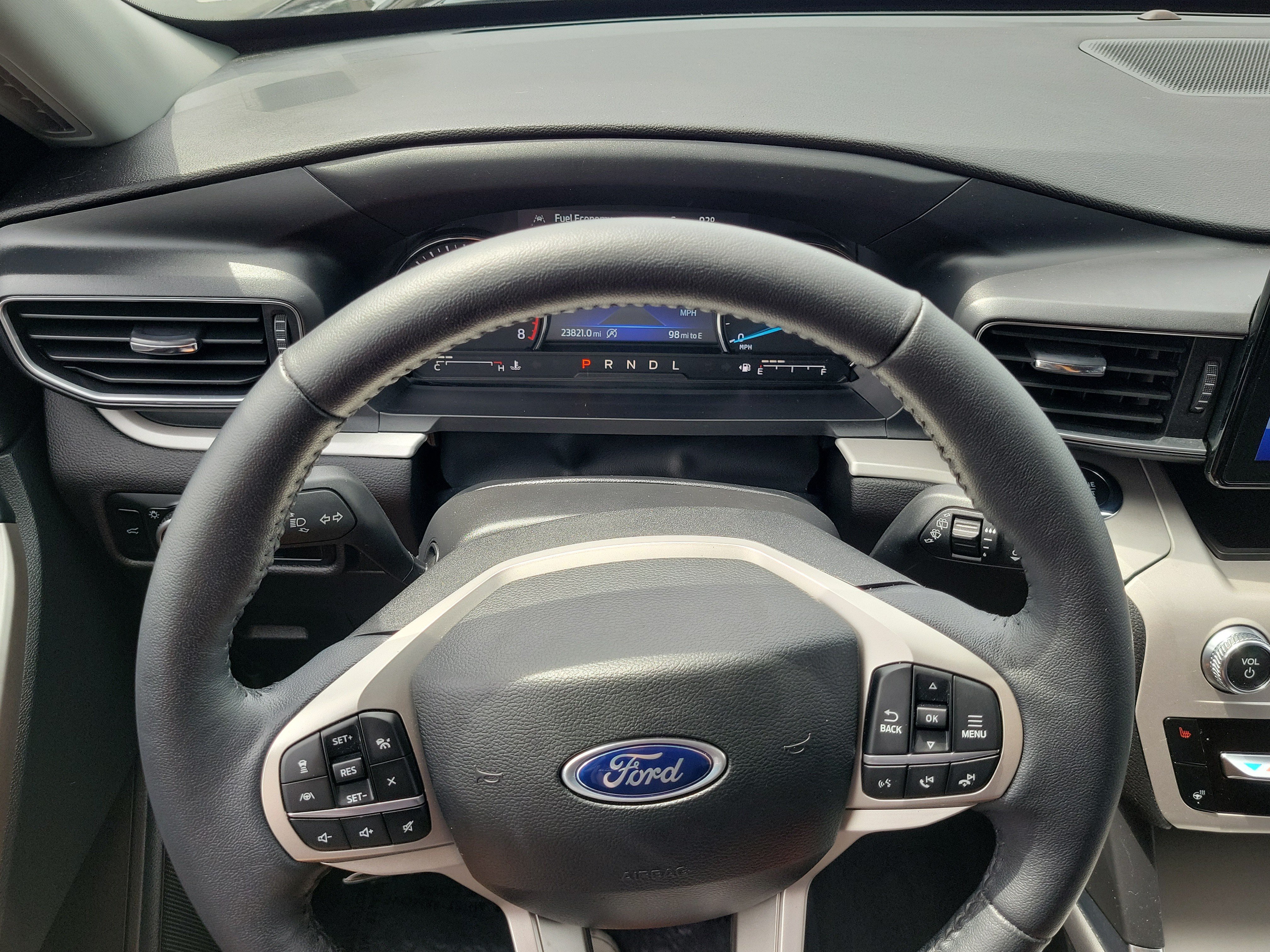 Certified 2023 Ford Explorer XLT w/ Equipment Group 202A RWD image 24