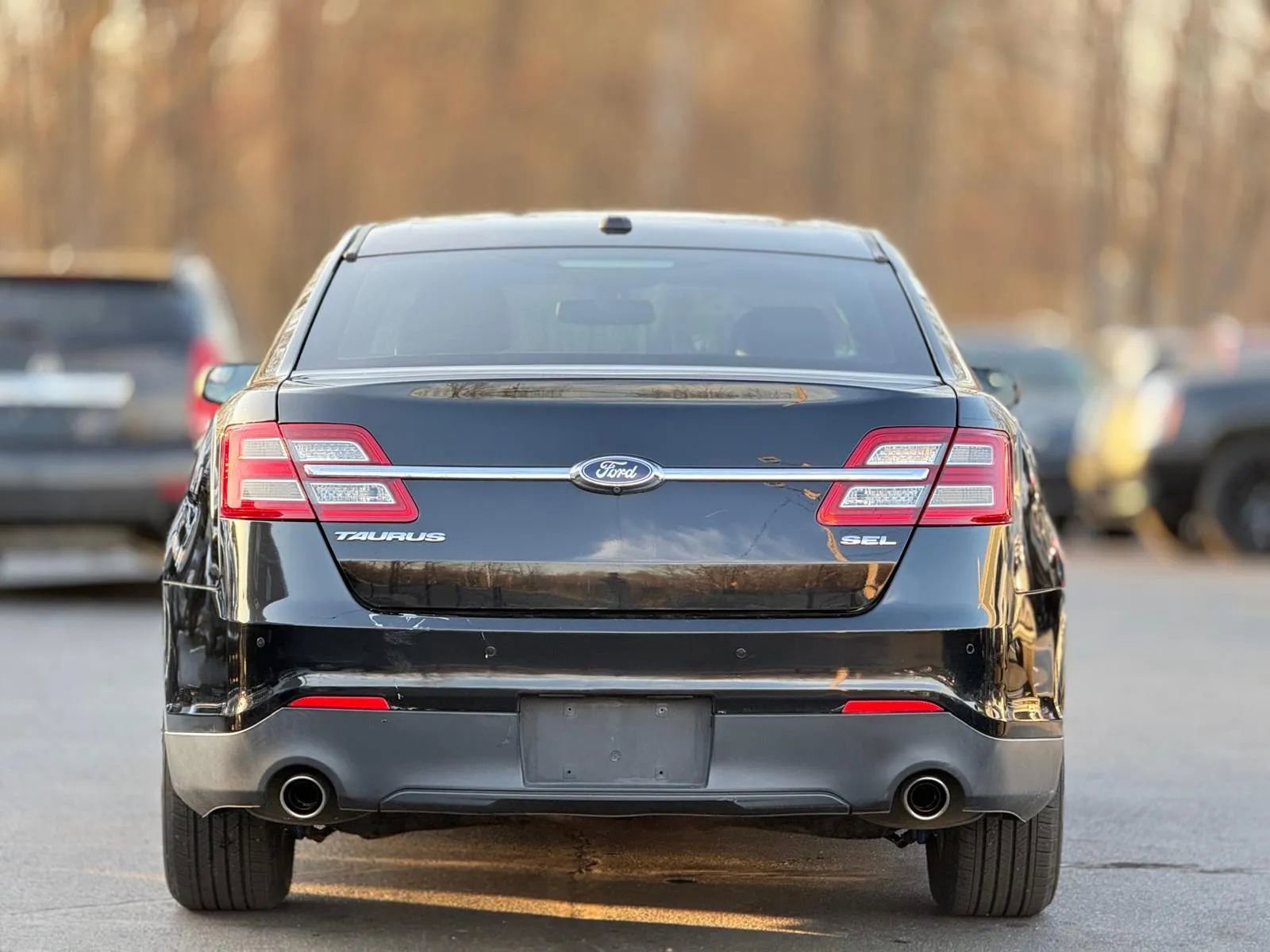 Used 2016 Ford Taurus SEL w/ Equipment Group 201A FWD image 6