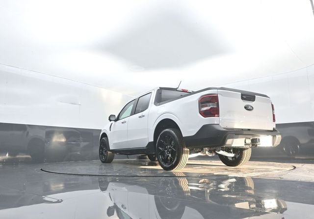 New 2026 Ford Maverick Lariat w/ Black Appearance Package image 31