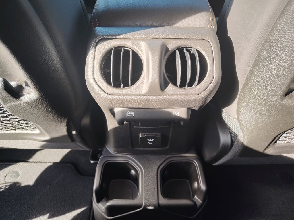 New 2025 Jeep Gladiator Sport w/ Premium Package AWD/4WD image 30