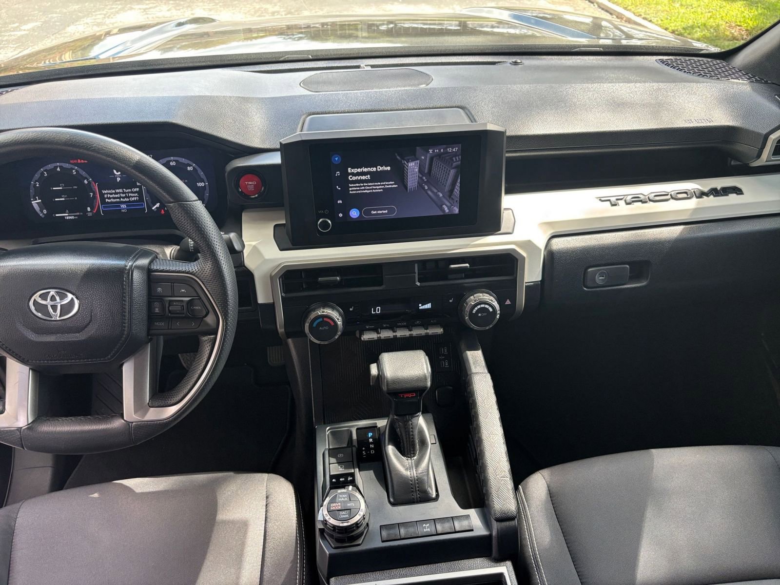 Used 2024 Toyota Tacoma TRD Off-Road AWD/4WD image 27