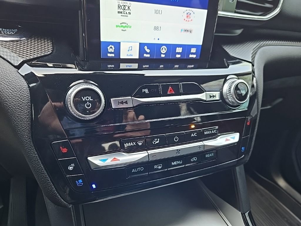 Used 2023 Ford Explorer ST w/ Equipment Group 401A AWD/4WD image 29