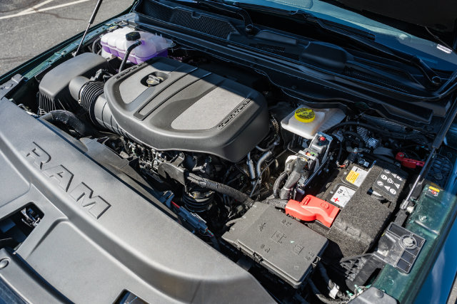 New 2026 RAM 1500 Express AWD/4WD image 27