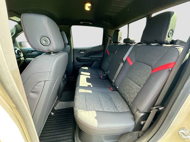 Used 2024 Chevrolet Colorado Z71 w/ Z71 Convenience Package 2 image 25