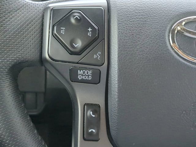 Used 2020 Toyota Tacoma TRD Off-Road w/ TRD Premium Off Road Package image 32