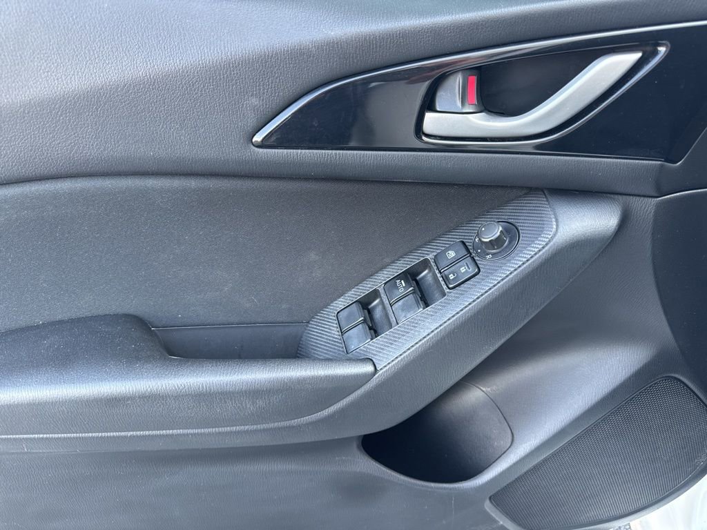 Used 2014 MAZDA MAZDA3 i Sport image 13