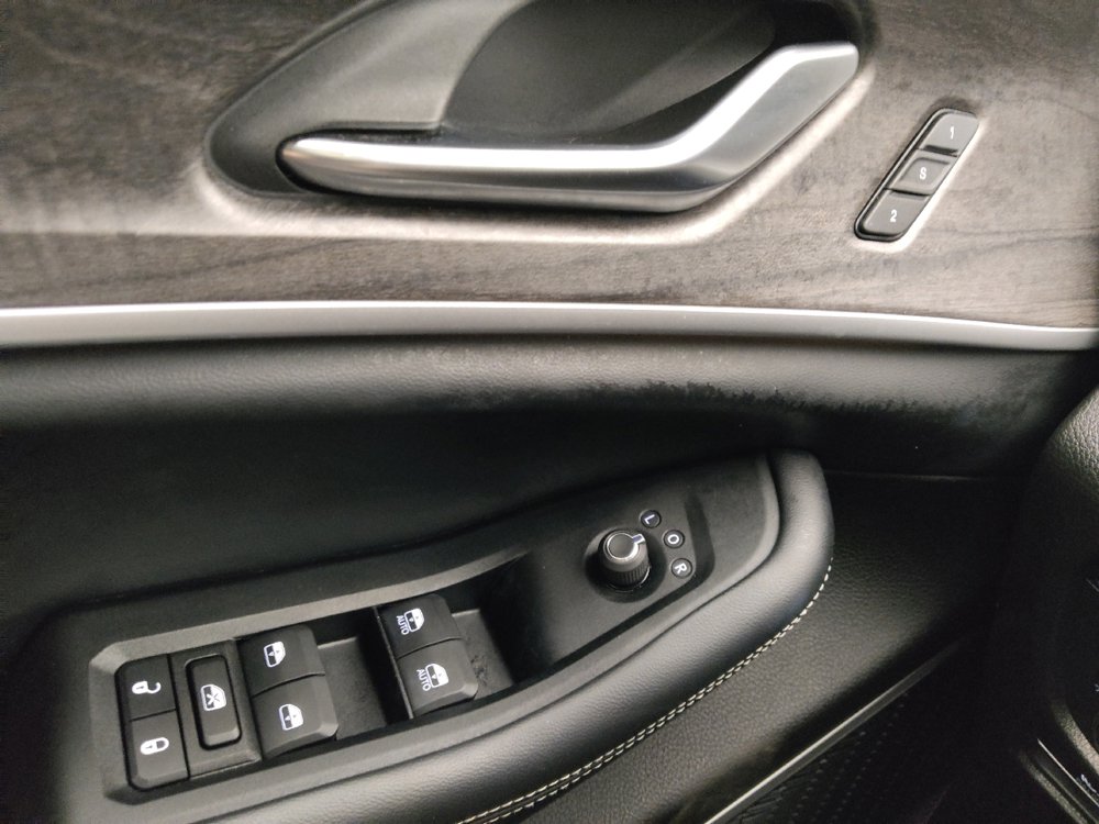 Used 2022 Jeep Grand Cherokee Limited 4xe w/ Luxury Tech Group II image 27