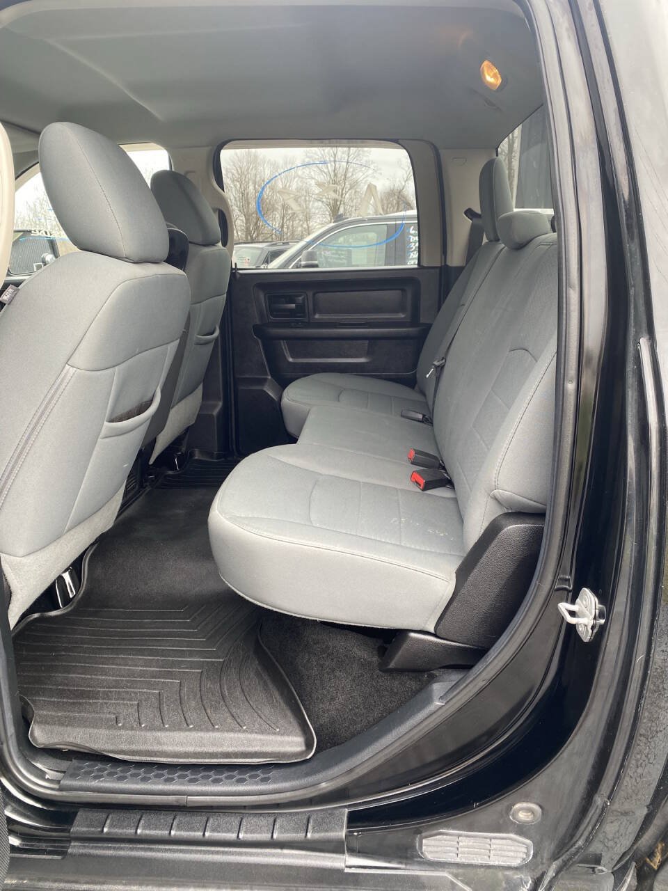 Used 2014 RAM 1500 Express AWD/4WD image 17