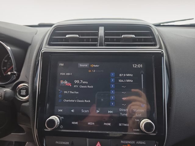 Used 2022 Mitsubishi Outlander Sport SE FWD image 22