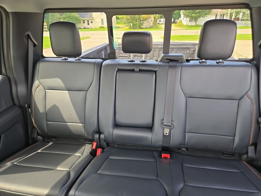 New 2026 Ford F250 Lariat w/ Black Appearance Package AWD/4WD image 19