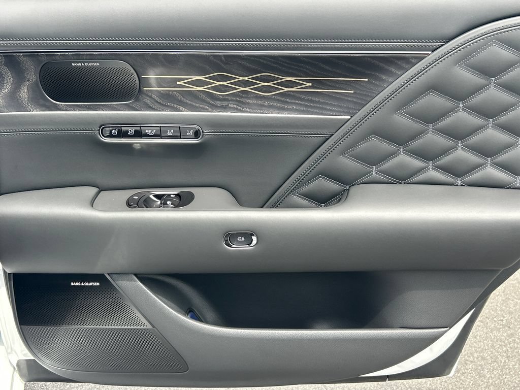 New 2026 Genesis G90 3.5T Prestige AWD/4WD image 18