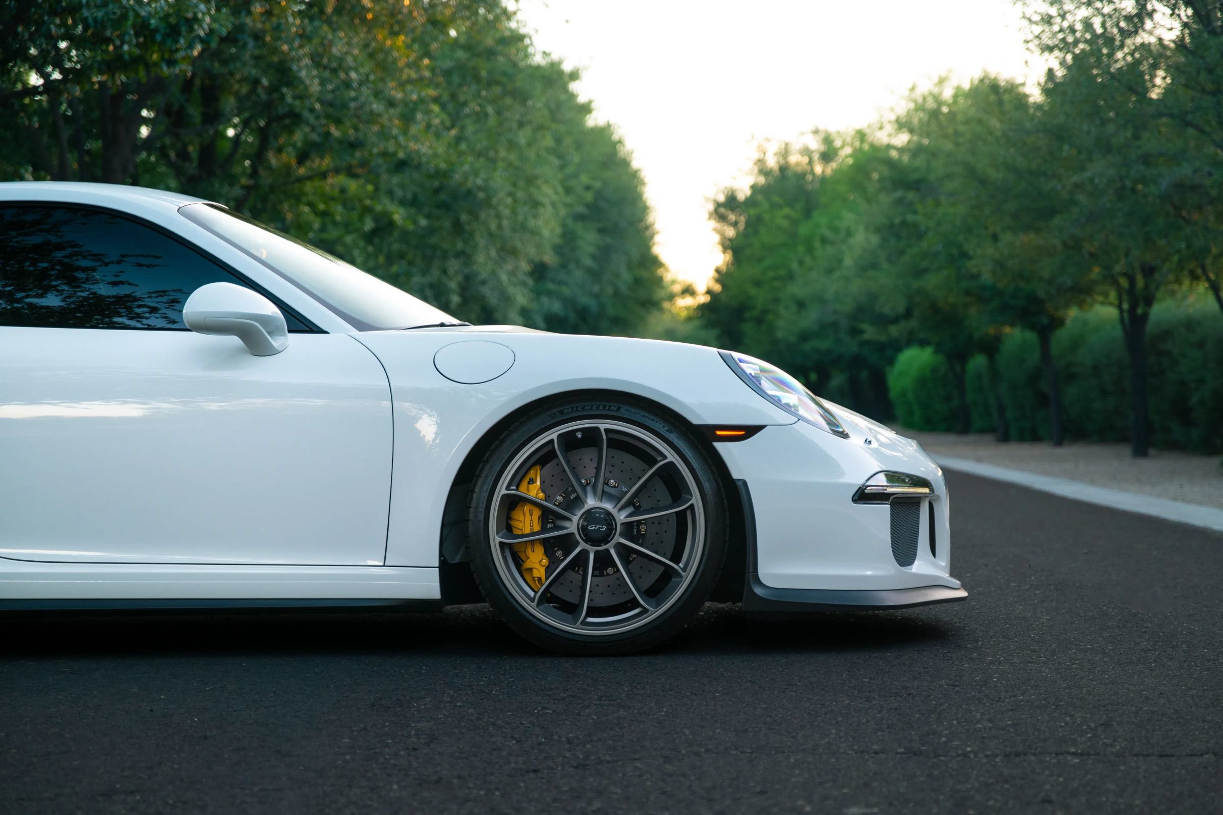 Used 2015 Porsche 911 GT3 RWD image 5