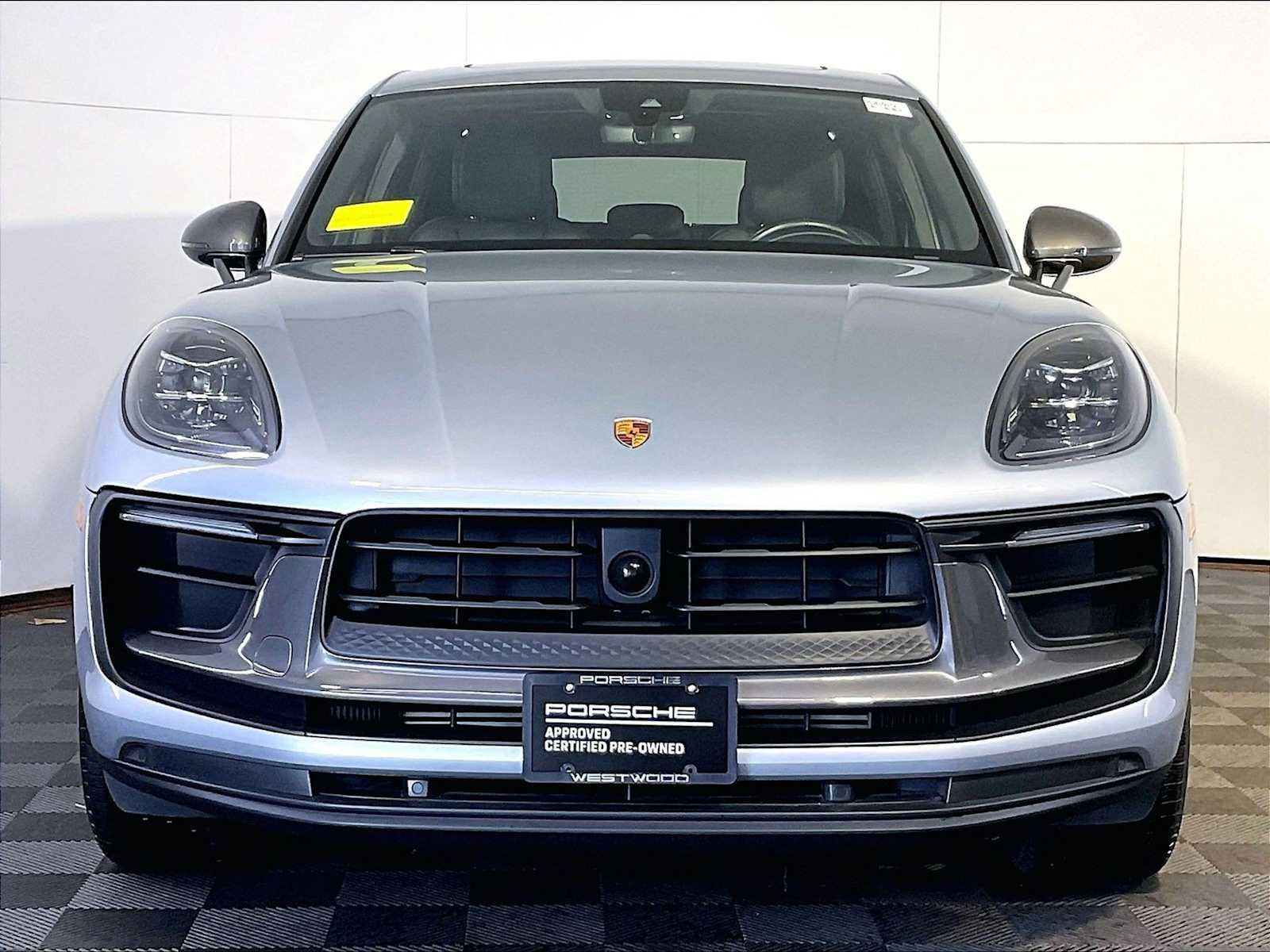 Certified 2023 Porsche Macan AWD/4WD image 10