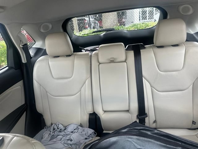 Used 2017 Ford Edge Titanium w/ Technology Package AWD/4WD image 23