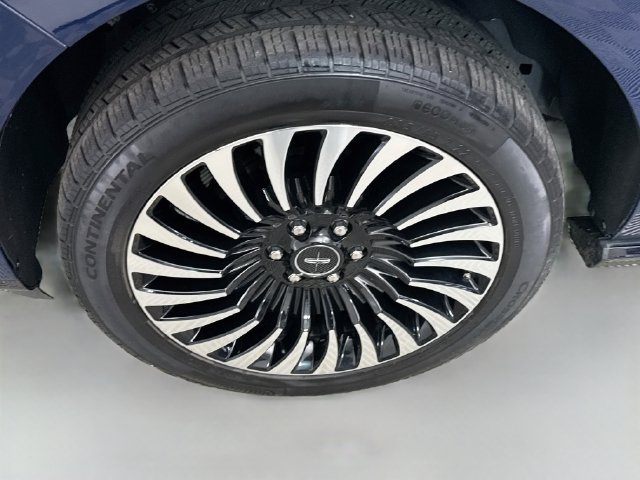 Used 2019 Lincoln Navigator Black Label AWD/4WD image 34