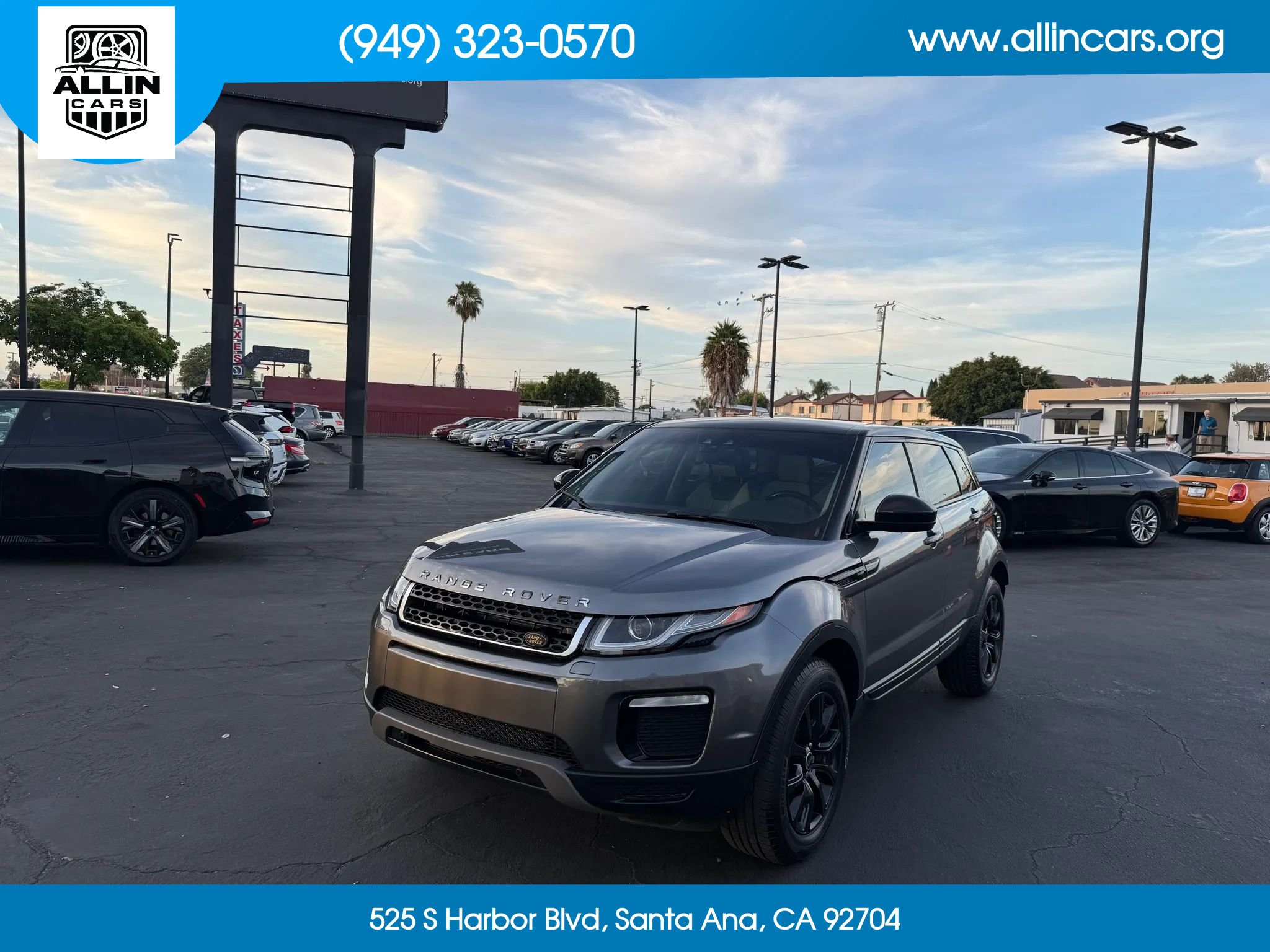 Used 2017 Land Rover Range Rover Evoque SE AWD/4WD image 1