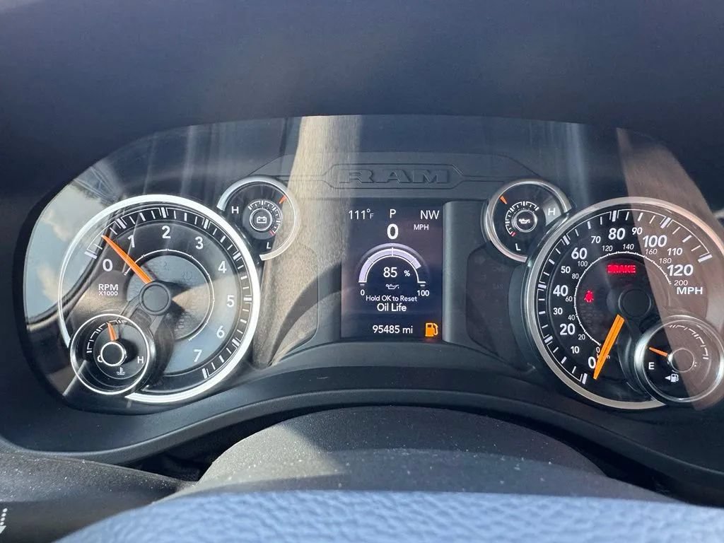 Used 2019 RAM 1500 Big Horn AWD/4WD image 25