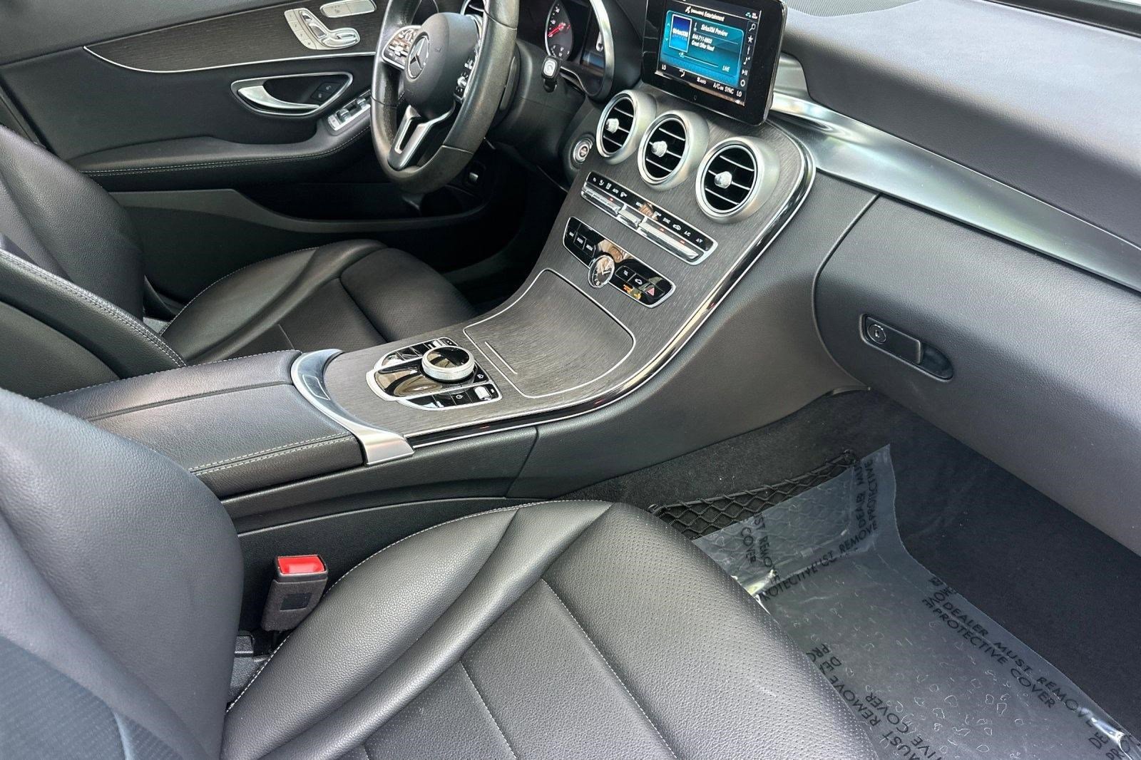 Used 2019 Mercedes-Benz C 300 Sedan image 31