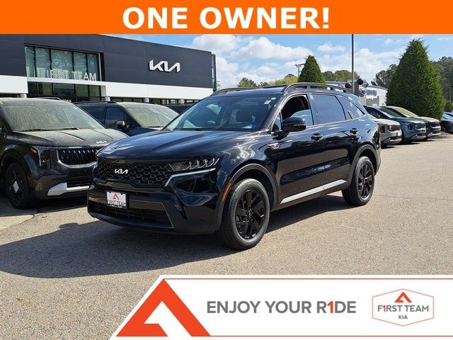Used 2022 Kia Sorento S w/ Panoramic Sunroof Package image 1