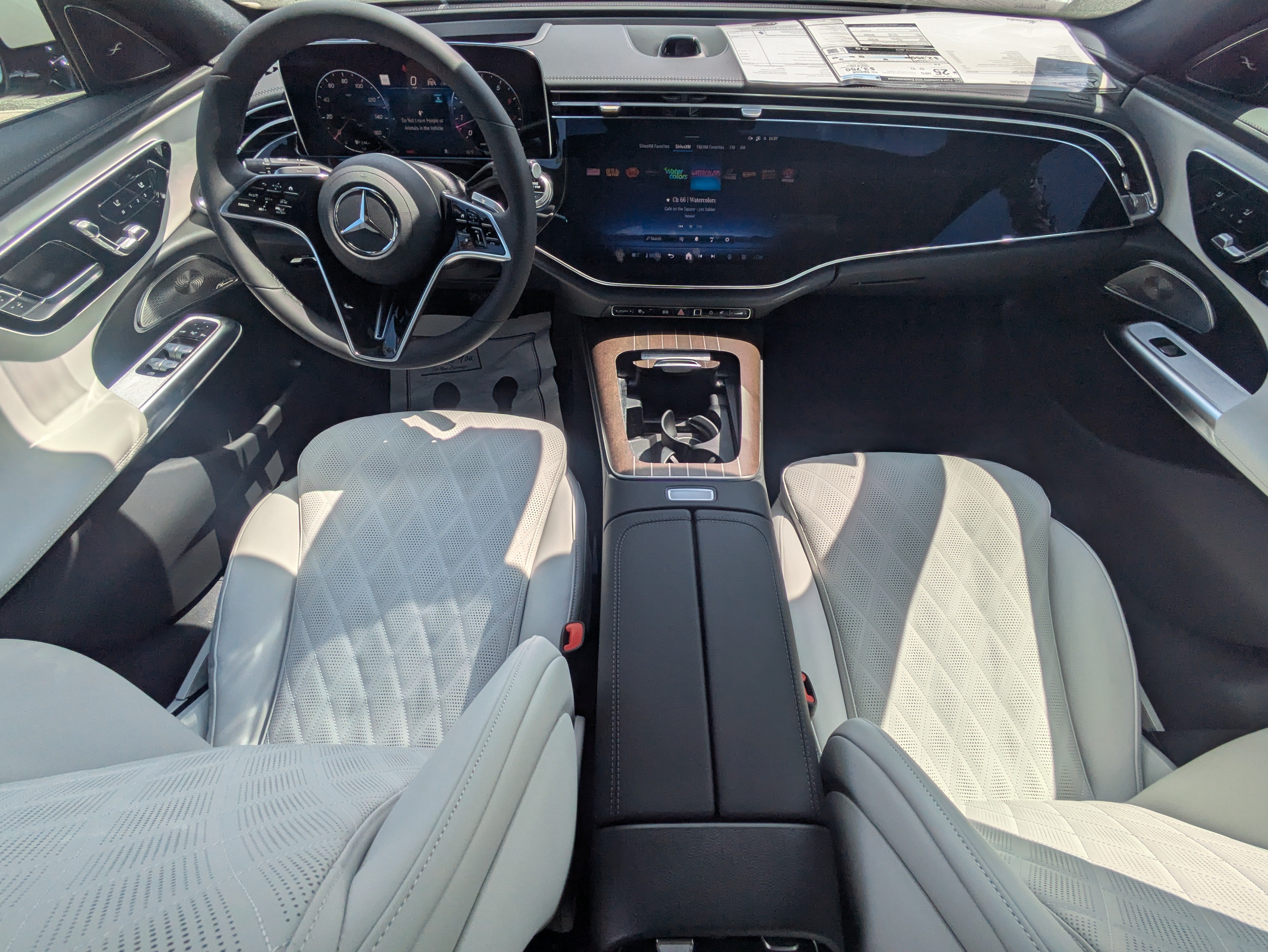 New 2027 Mercedes-Benz E 450 4MATIC Sedan image 13