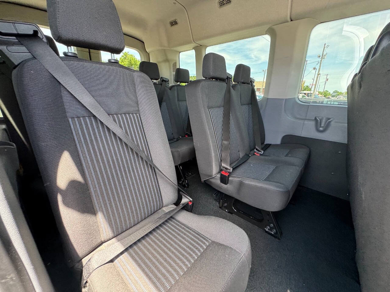 Used 2018 Ford Transit 350 XL RWD image 15