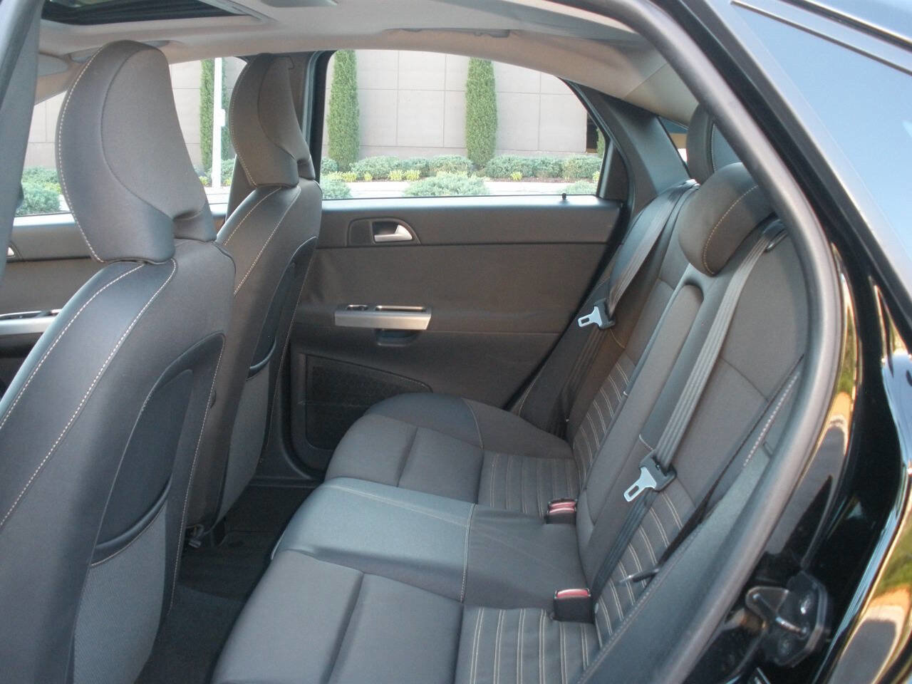 Used 2010 Volvo S40 2.4i FWD image 24