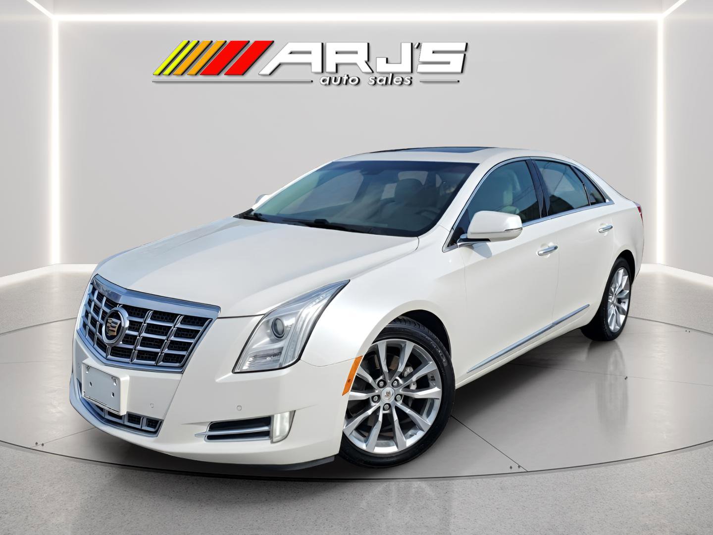 Used 2015 Cadillac XTS Premium image 1