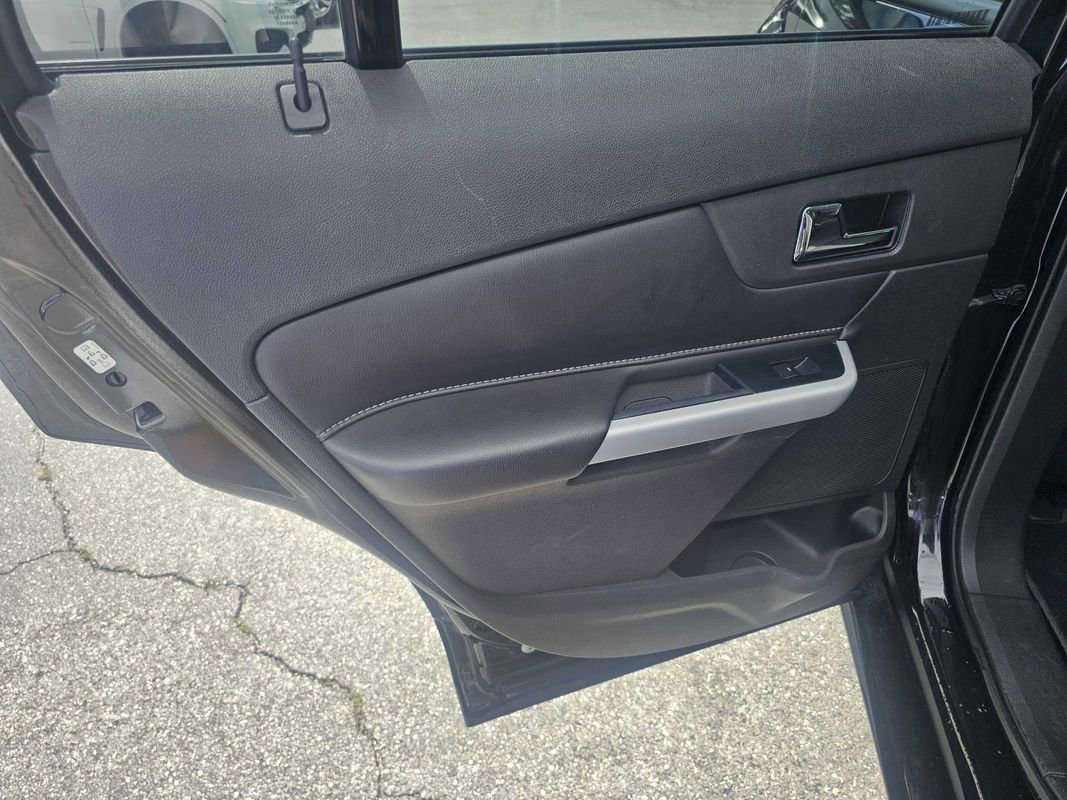 Used 2014 Ford Edge Sport w/ Driver Entry Package FWD image 13