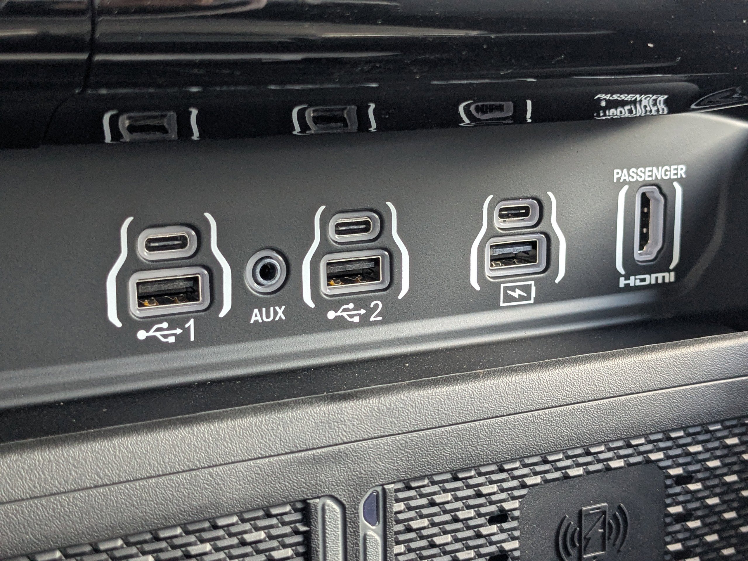 New 2025 RAM 2500 Limited image 22