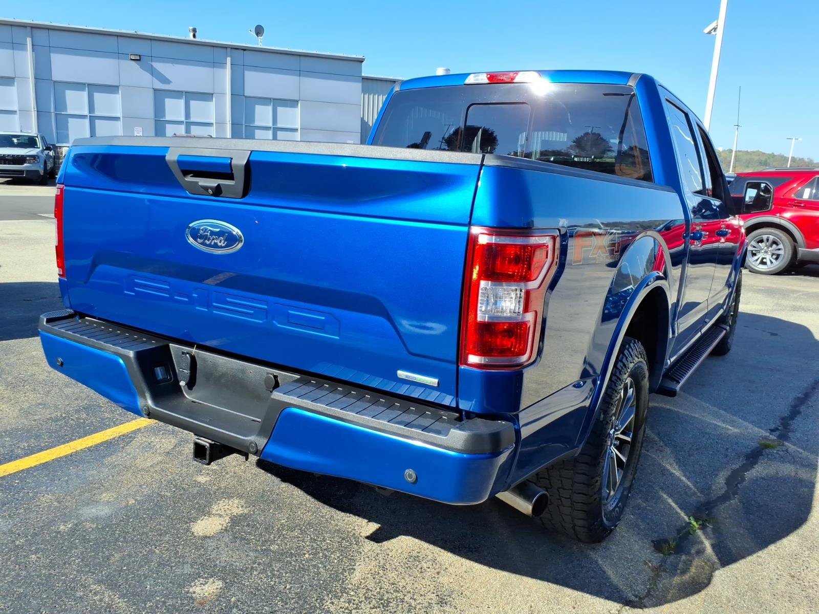 Used 2018 Ford F150 XLT w/ Equipment Group 302A Luxury AWD/4WD image 6