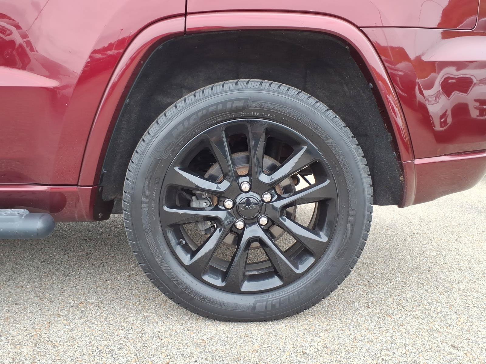 Used 2020 Jeep Grand Cherokee Altitude AWD/4WD image 6