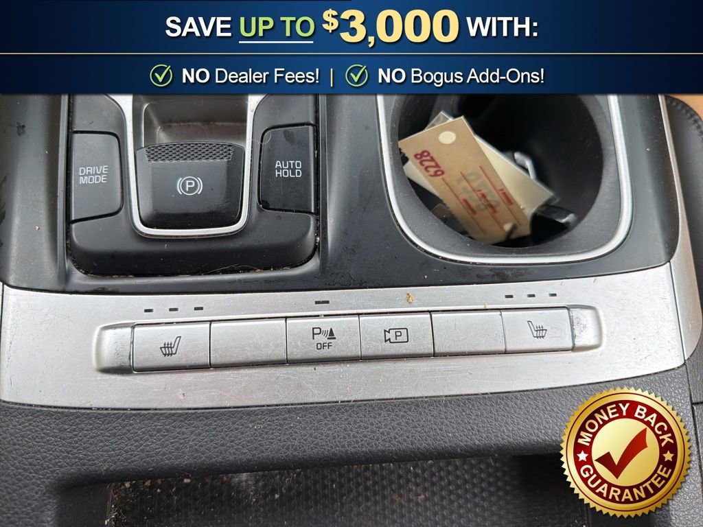 Used 2023 Kia Carnival LX FWD image 27