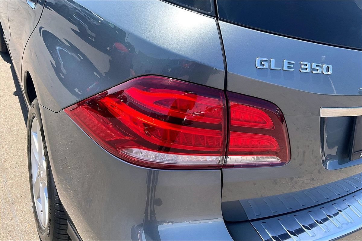 Used 2018 Mercedes-Benz GLE 350 4MATIC w/ Premium 1 Package image 35