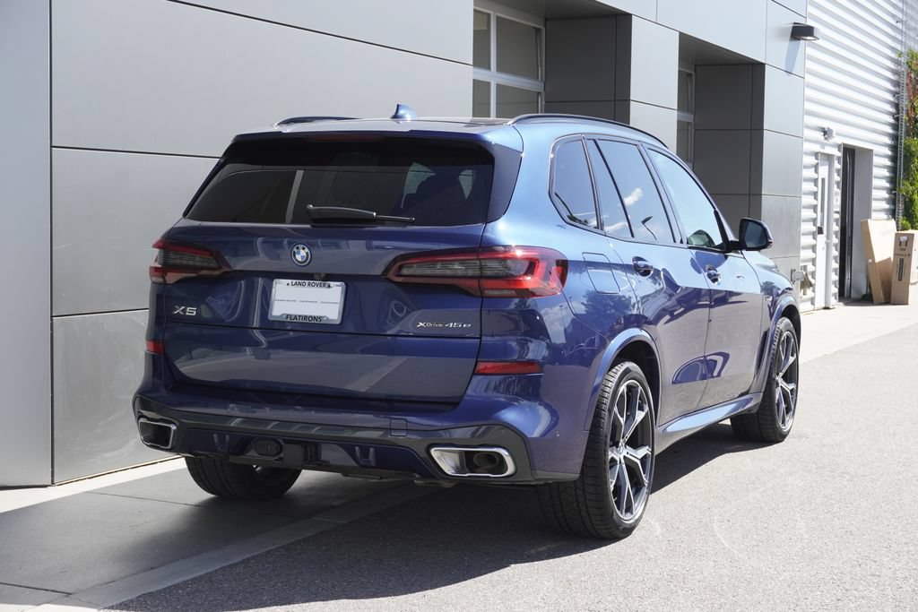 Used 2023 BMW X5 xDrive45e w/ Executive Package AWD/4WD image 2