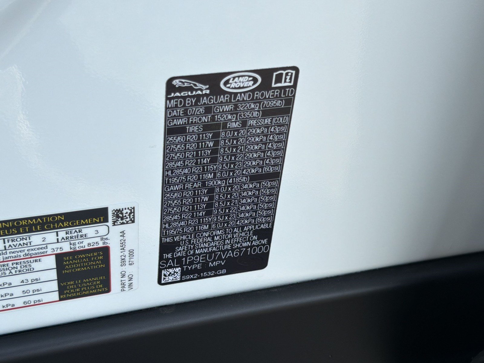 New 2027 Land Rover Range Rover Sport SE AWD/4WD image 26