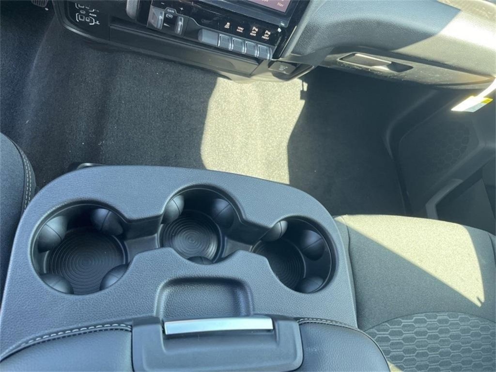 New 2025 RAM 3500 Tradesman image 20