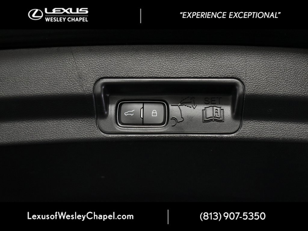 Used 2022 Ford Explorer ST w/ ST Street Pack image 18