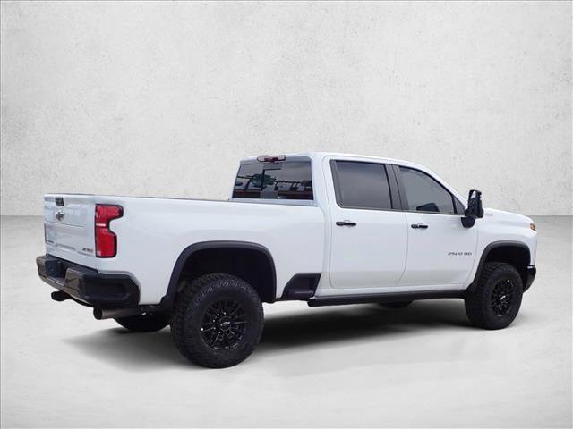 New 2026 Chevrolet Silverado 2500 ZR2 AWD/4WD image 3