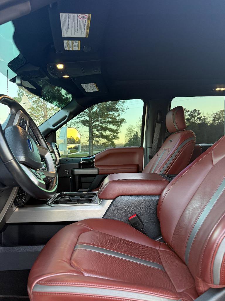 Used 2022 Ford F450 Platinum w/ FX4 Off-Road Package image 6