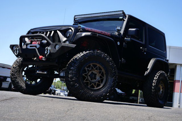 Used 2014 Jeep Wrangler Rubicon w/ Power Convenience Group AWD/4WD image 12