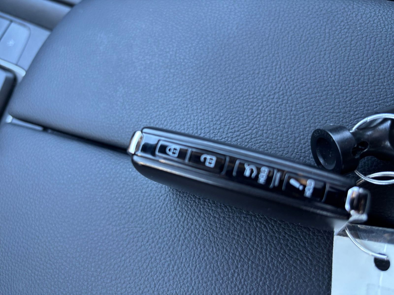 Used 2025 MAZDA CX-50 AWD 2.5 S w/ Premium Package image 21